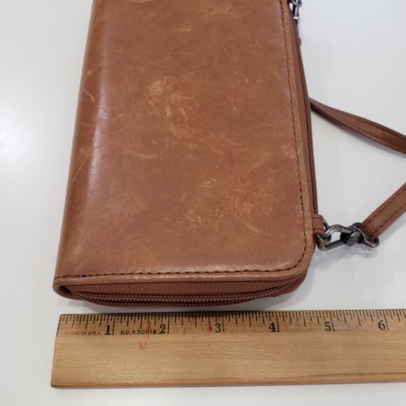 The Sak Brown Leather Crossbody Purse, Approx.  8 x 4.5 - Picture 7 of 8